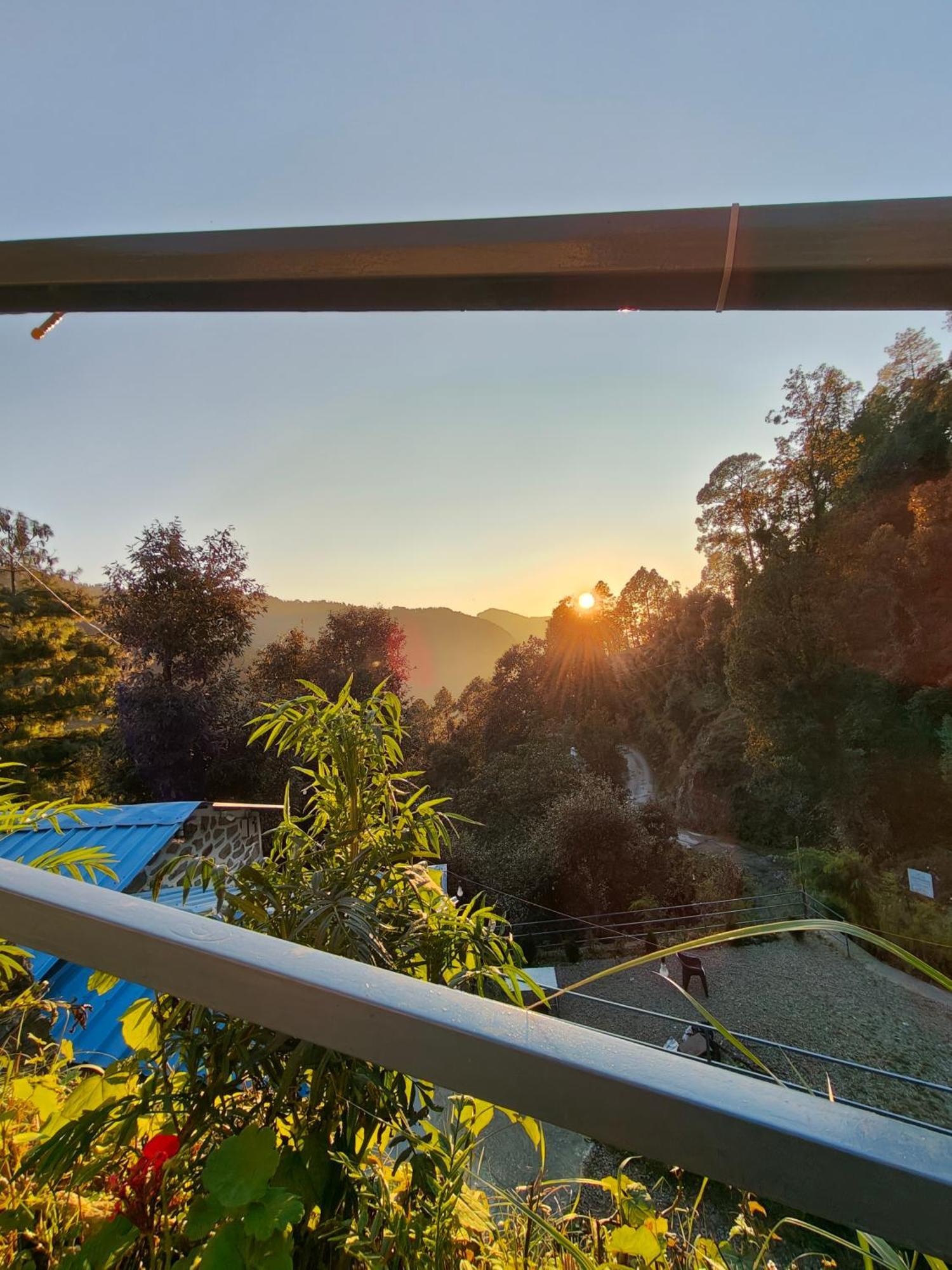 Himwanderer Camps & Cottages Pangot Nainital Esterno foto